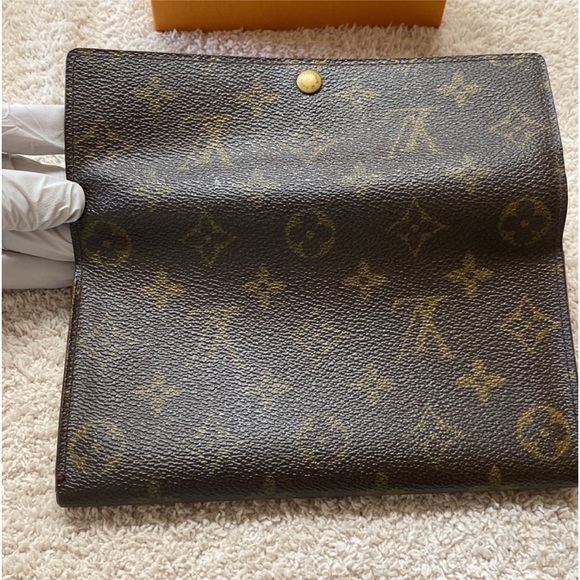 Louis Vuitton Monogram Sarah Long Wallet CA1925 - Picture 15 of 15